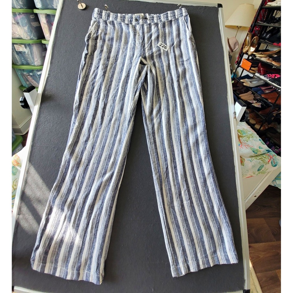 Per Se Women's Blue/White Striped Straight-Leg Flat Front Button Pants L 26"